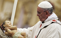 교황 첫 성탄 메시지…&quot;평화 위해 힘쓰자&quot;
