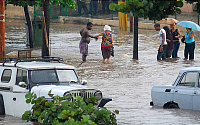 [포토] 구스타브로 물에 잠겨버린 쿠바의 거리