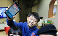 KT, 청소년·고령층 전용 요금제 혜택 강화 및 앱모음 출시