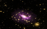슈퍼 블랙홀 포착, 태양보다 질량 100억배 이상 커 '충격'