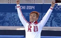 [소치올림픽]안현수 금메달, 빅토르 안으로 시상식 올라... 러시아 쇼트트랙서 '첫 금'