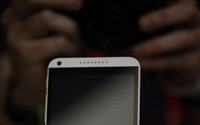 HTC, 고화질 셀카폰으로 승부수?