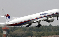 말레이시아 항공 여객기 추락 3가지 의혹…회항하면서도 조난신호 없었다, 왜?