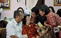 [포토]말레이시아 항공기 사고, 오열하는 실종자 가족들