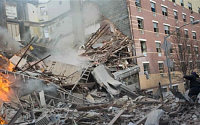 [종합] 뉴욕 이스트할렘 아파트 2채 폭발로 붕괴…가스폭발 추정