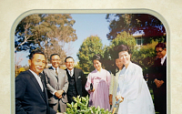 [포토]호주 총리가 박 대통령에게 선물한 기념사진