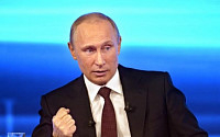 푸틴, 국민과의 대화서 우크라에 대화 요청…“군사력 사용 않도록 해달라”경고
