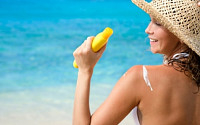 여름철 피부관리법, 천연 성분의 크림으로 촉촉한 피부 유지 &quot;피부 속 수분 사수&quot;