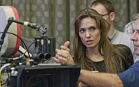 안젤리나 졸리 은퇴 선언...마지막 작품 '클레오파트라'는 어떤 영화?