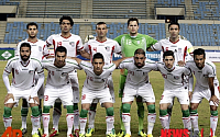 [2014 브라질월드컵] 이란 대표팀, 개막식부터 폐막식까지 유니폼 한 벌로 버텨야하는 이유는?