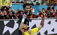 [지금 브라질에선] 일본 축구팬 60% 니시무라 심판 오심 아니다