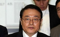 검찰, 신헌 전 롯데홈쇼핑 대표 징역 5년 구형