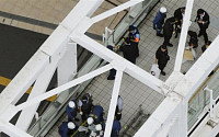 日 도쿄 중심가서 ‘집단자위권 반대’ 분신자살 시도