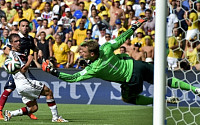 [2014 브라질월드컵]독일 GK 노이어, &quot;수비수들 덕분에 이길 수 있었다&quot;