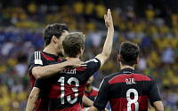 [2014 브라질월드컵]독일, 브라질 맹폭...전반 29분만에 '5골 폭발', 뮐러ㆍ클로제ㆍ크로스2골ㆍ케디라 등 득점