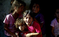 가자 비극 언제까지...팔레스타인 희생자 600명, 난민 10만명 넘어
