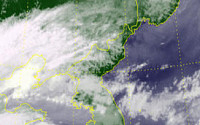 실시간 위성 사진, 중부지방 비 소강상태…일부지역 폭염주의보