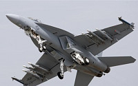 이라크 공습 선봉에 나선 F-18 전투기는?
