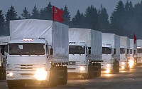 러시아 트럭 280여대, 우크라이나 구호품 싣고  출발