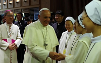 [교황 방한]프란치스코 교황 “한국 교회 진정한 모습 추구해야”