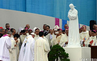 [교황 방한] 프란치스코, 한국 최대 순교성지서 기도