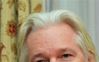 위키리크스 ‘어산지’, “美 송환 없다는 보장 없이 대사관 안 떠나”