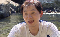 '정글의 법칙' 44세 김승수, 애벌레 찾기 신 일명 '애신'으로 등극