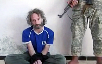 [포토] 알카에다 반군에 납치됐던 미국인, 2년만에 석방