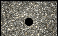 괴물 블랙홀 발견 &quot;우리 은하보다 작은데 블랙홀은 5배 커&quot;