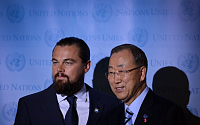 [포토] 'UN 평화의 메신저' 디카프리오, 반기문 총장과 함께