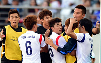 한국 축구, 라오스 2-0 승리…A조 1위 16강 진출 [인천아시안게임]