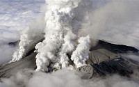 일본 온타케산 화산 폭발, 심폐정지 원인은 '화상' 아닌 '질식'...이유는?