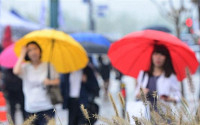 [일기예보] 오늘 날씨, 일부 지역 가을비...일교차 여전 '건강 유의해야'
