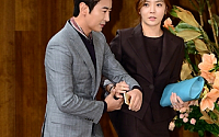 [포토]배우 채림-가오쯔치 부부, '다정하게 손을 잡고'