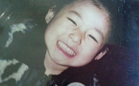 AOA 설현, 반달 눈웃음 과거 사진 공개…천진난만한 어린시절 모습에 ‘자동 미소’