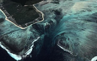 모리셔스 수중폭포, 너무나 완벽해서 ‘도도새’ 멸종돼버린 곳
