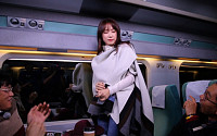홍은희, 내장산 가는 기차 안에서 클럽댄스...'힐링캠프' 현장 후끈