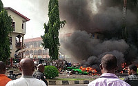 나이지리아 상하원 폐쇄...여야 떨게 하는 '보코하람' 어떤 단체?