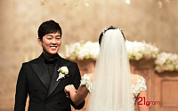 박광현 결혼식 사진 공개, 신부의 아름다운 뒤태+흐뭇한 미소 &quot;공주 같아요&quot;