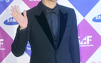 [포토] 김수현 '도민준 SBS 연기대상 왔어요'