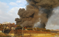 [종합] 천안 부탄가스 공장 화재 인명피해는 없어… 현재 잔불 진화 중