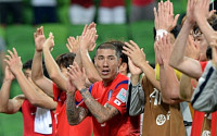 국가대표 은퇴 앞둔 차두리, 월드컵 눈물 '로봇' 질주로 씻어내다