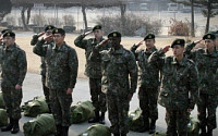 [포토] ‘진짜 사나이2’ 멤버들, 입소 하루 만에 완벽한 군인으로 변신 ‘충성! 신고합니다’