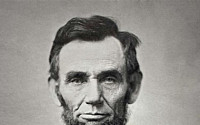 ‘대통령의 날’ 미국 정치학회가 뽑은 최고의 대통령은 ‘링컨’…오바마 18위
