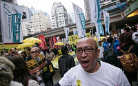홍콩, 정부는 부자인데 경제는 몰락 위기…그 이유는?
