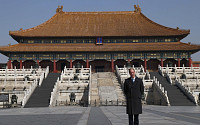 [포토] 중국 간 영국 윌리엄 왕자 '제 모습 어때요?'