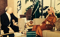 CJ 손경식 회장, 알왈리드 사우디 왕자와 전략적 협력 논의