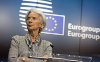 라가르드 IMF 총재 “연준-ECBㆍBOJ, 엇갈린 통화정책이 세계 경제 위험에 빠뜨린다”