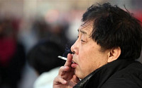 빌 게이츠·마이클 블룸버그, 45억원 규모 ‘금연펀드’ 공동 설립…개도국, 담배소송 지원