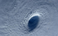 ‘슈퍼태풍’ 마이삭 필리핀 접근하면서 세력 약화…5일 상륙 예정